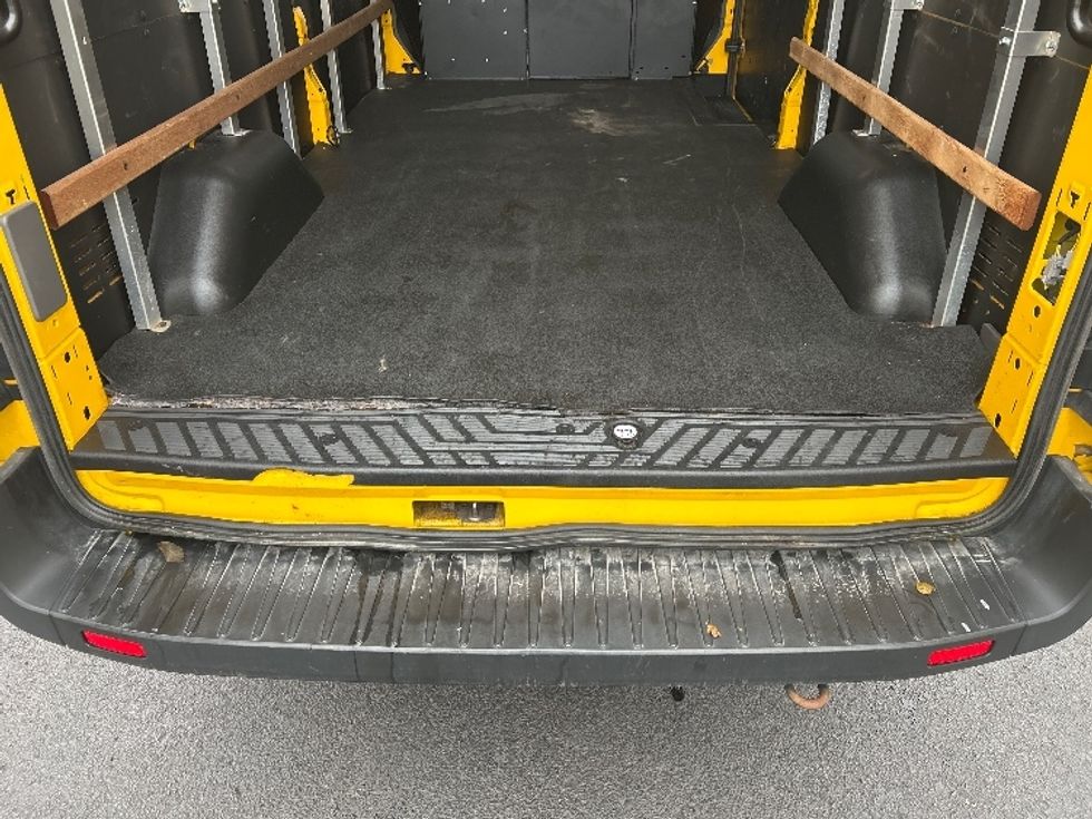 Cargo Van (Panel Van)-Light and Medium Duty Trucks-Ford-2021-Transit 250-Indianapolis-IN-48,190\n\t\tmiles-$ 32,750 - Image 9