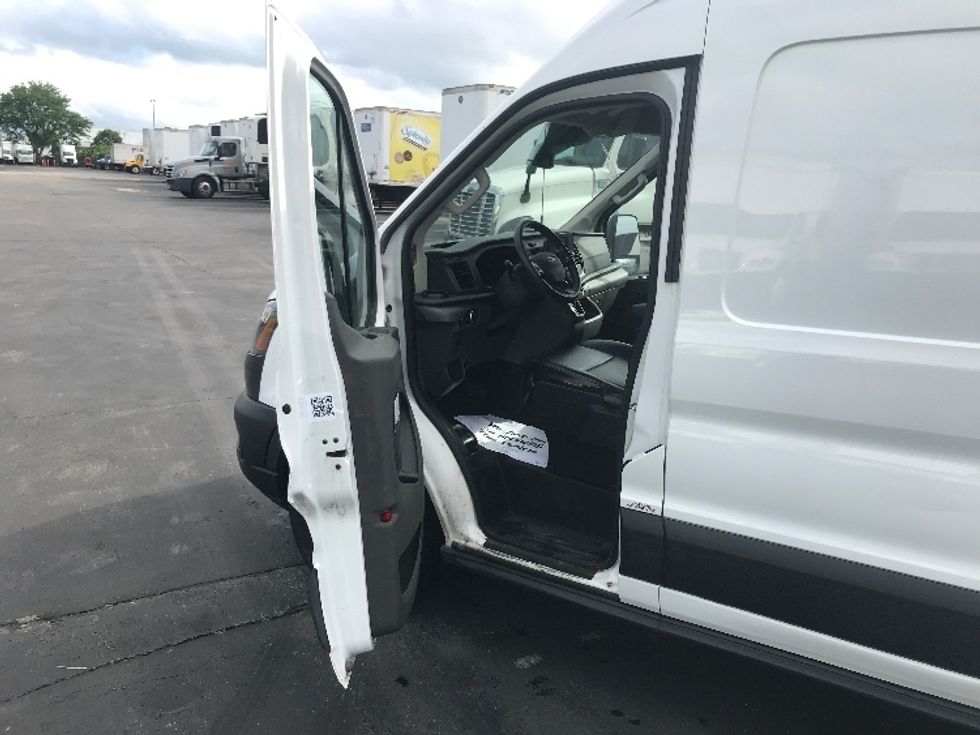 Cargo Van (Panel Van)-Light and Medium Duty Trucks-Ford-2021-Transit 250-Indianapolis-IN-66,860\n\t\tmiles-$ 35,250 - Image 16