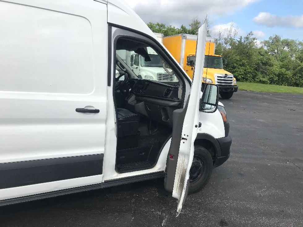 Cargo Van (Panel Van)-Light and Medium Duty Trucks-Ford-2021-Transit 250-Indianapolis-IN-66,860\n\t\tmiles-$ 35,250 - Image 20