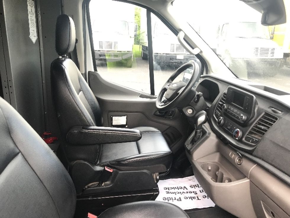 Cargo Van (Panel Van)-Light and Medium Duty Trucks-Ford-2021-Transit 250-Indianapolis-IN-66,860\n\t\tmiles-$ 35,250 - Image 22