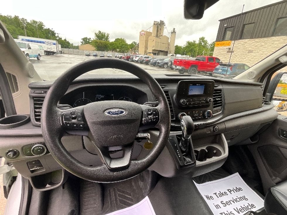 Cargo Van (Panel Van)-Light and Medium Duty Trucks-Ford-2021-Transit 250-Indianapolis-IN-68,017\n\t\tmiles-$ 35,250 - Image 18