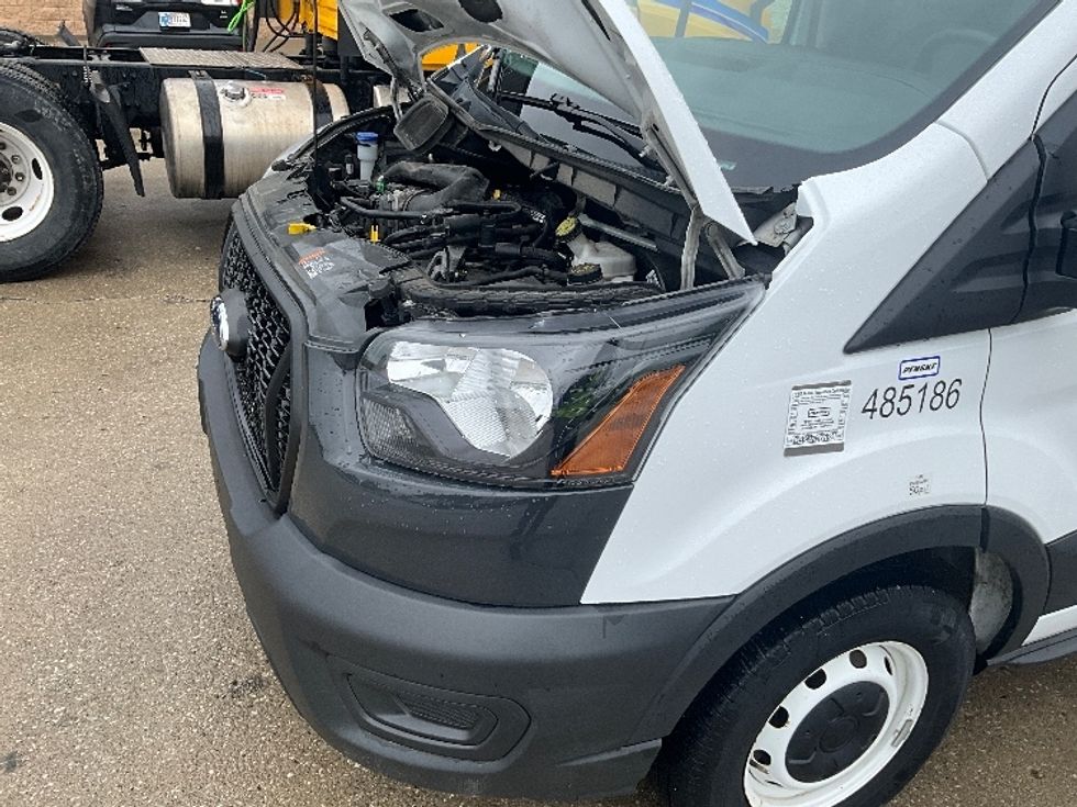 Cargo Van (Panel Van)-Light and Medium Duty Trucks-Ford-2021-Transit 250-Indianapolis-IN-68,017\n\t\tmiles-$ 35,250 - Image 24