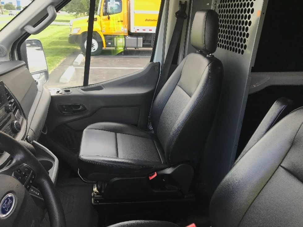 Cargo Van (Panel Van)-Light and Medium Duty Trucks-Ford-2021-Transit 250-Indianapolis-IN-71,077\n\t\tmiles-$ 35,000 - Image 19