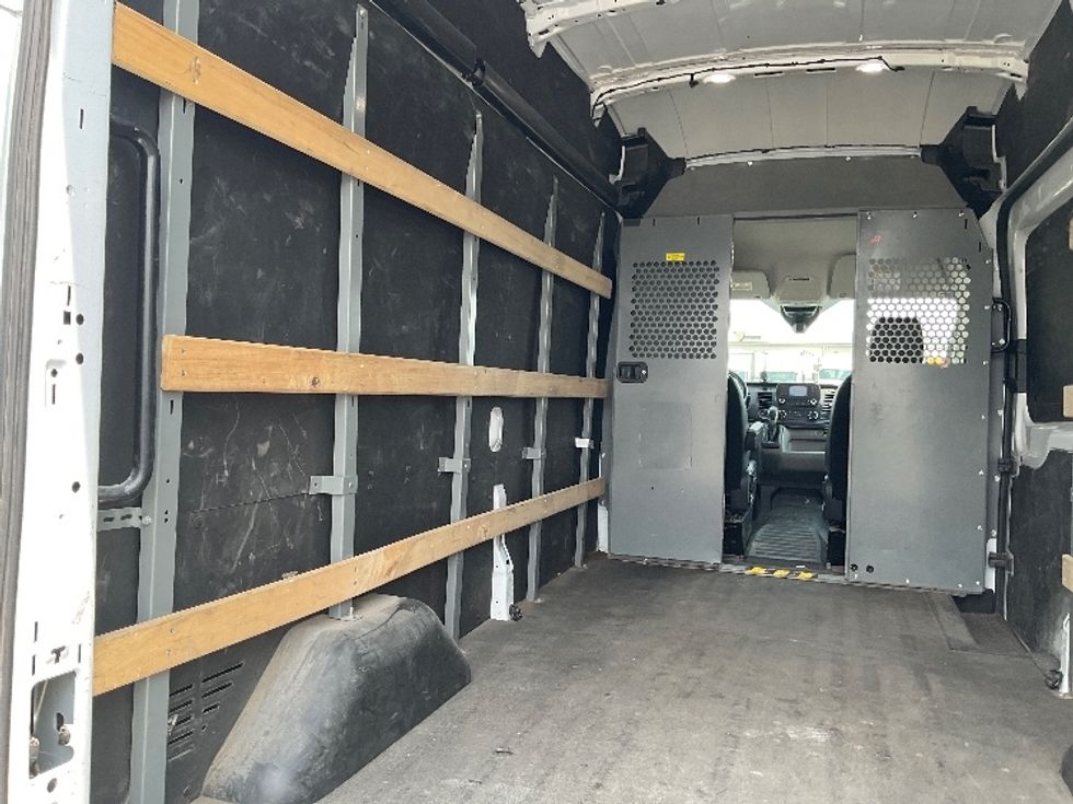Cargo Van (Panel Van)-Light and Medium Duty Trucks-Ford-2021-Transit 250-Indianapolis-IN-72,508\n\t\tmiles-$ 34,750 - Image 9
