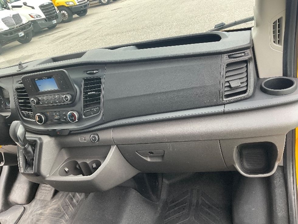 Cargo Van (Panel Van)-Light and Medium Duty Trucks-Ford-2021-Transit 250-Indianapolis-IN-98,922\n\t\tmiles-$ 28,250 - Image 20