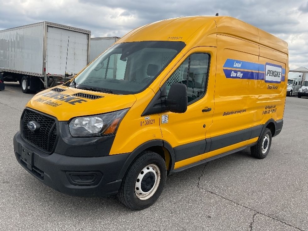 Cargo Van (Panel Van)-Light and Medium Duty Trucks-Ford-2021-Transit 250-Indianapolis-IN-98,922\n\t\tmiles-$ 28,250 - Image 3