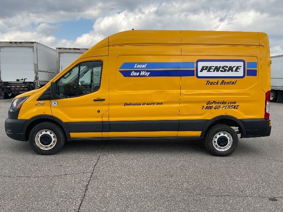 Cargo Van (Panel Van)-Light and Medium Duty Trucks-Ford-2021-Transit 250-Indianapolis-IN-98,922\n\t\tmiles-$ 28,250 - Image 4
