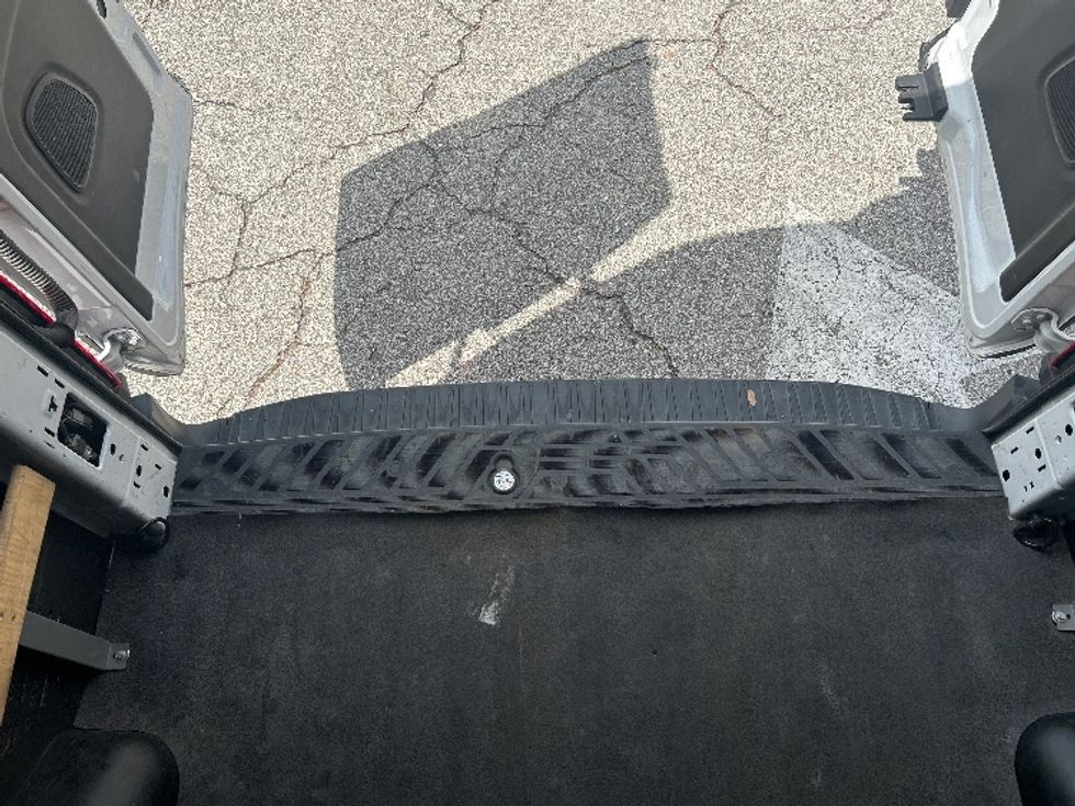 Cargo Van (Panel Van)-Light and Medium Duty Trucks-Ford-2021-Transit 250-Jacksonville-FL-76,767\n\t\tmiles-$ 36,000 - Image 10