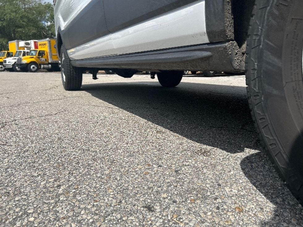Cargo Van (Panel Van)-Light and Medium Duty Trucks-Ford-2021-Transit 250-Jacksonville-FL-76,767\n\t\tmiles-$ 36,000 - Image 14