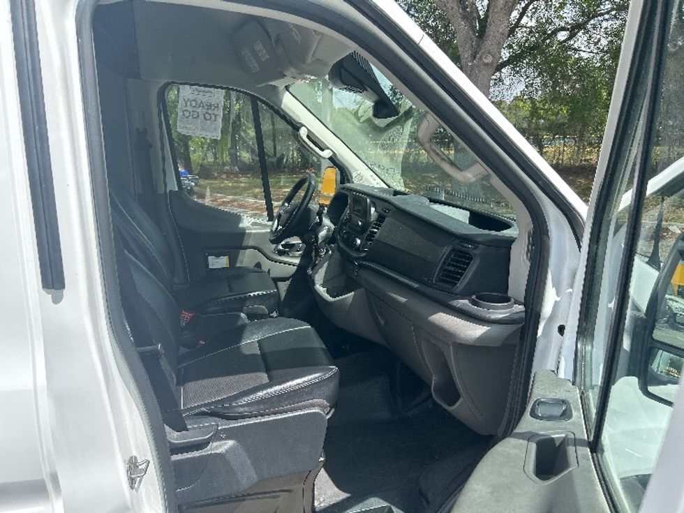Cargo Van (Panel Van)-Light and Medium Duty Trucks-Ford-2021-Transit 250-Jacksonville-FL-76,767\n\t\tmiles-$ 36,000 - Image 22