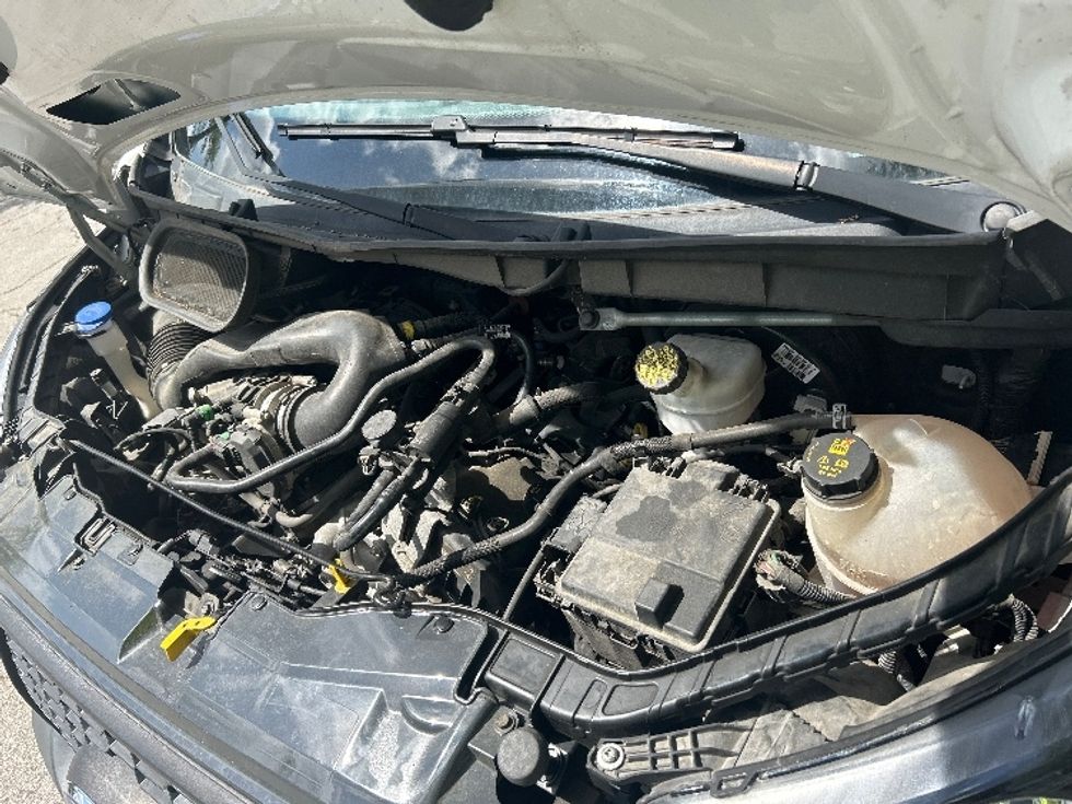 Cargo Van (Panel Van)-Light and Medium Duty Trucks-Ford-2021-Transit 250-Jacksonville-FL-76,767\n\t\tmiles-$ 36,000 - Image 24