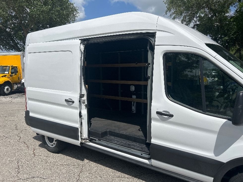 Cargo Van (Panel Van)-Light and Medium Duty Trucks-Ford-2021-Transit 250-Jacksonville-FL-76,767\n\t\tmiles-$ 36,000 - Image 27