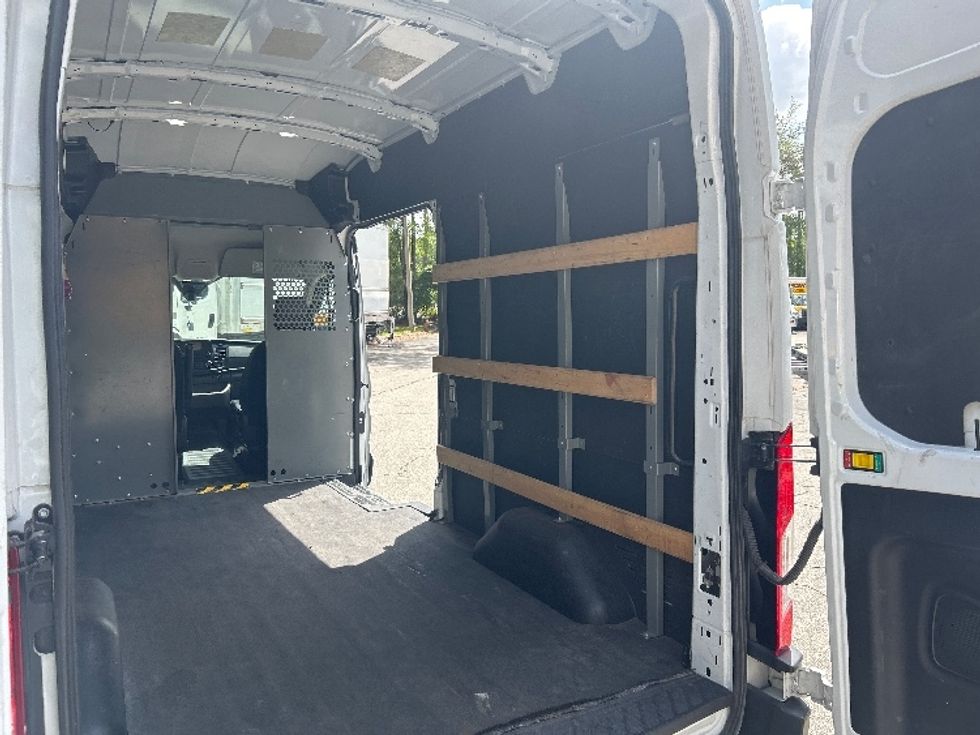 Cargo Van (Panel Van)-Light and Medium Duty Trucks-Ford-2021-Transit 250-Jacksonville-FL-76,767\n\t\tmiles-$ 36,000 - Image 28