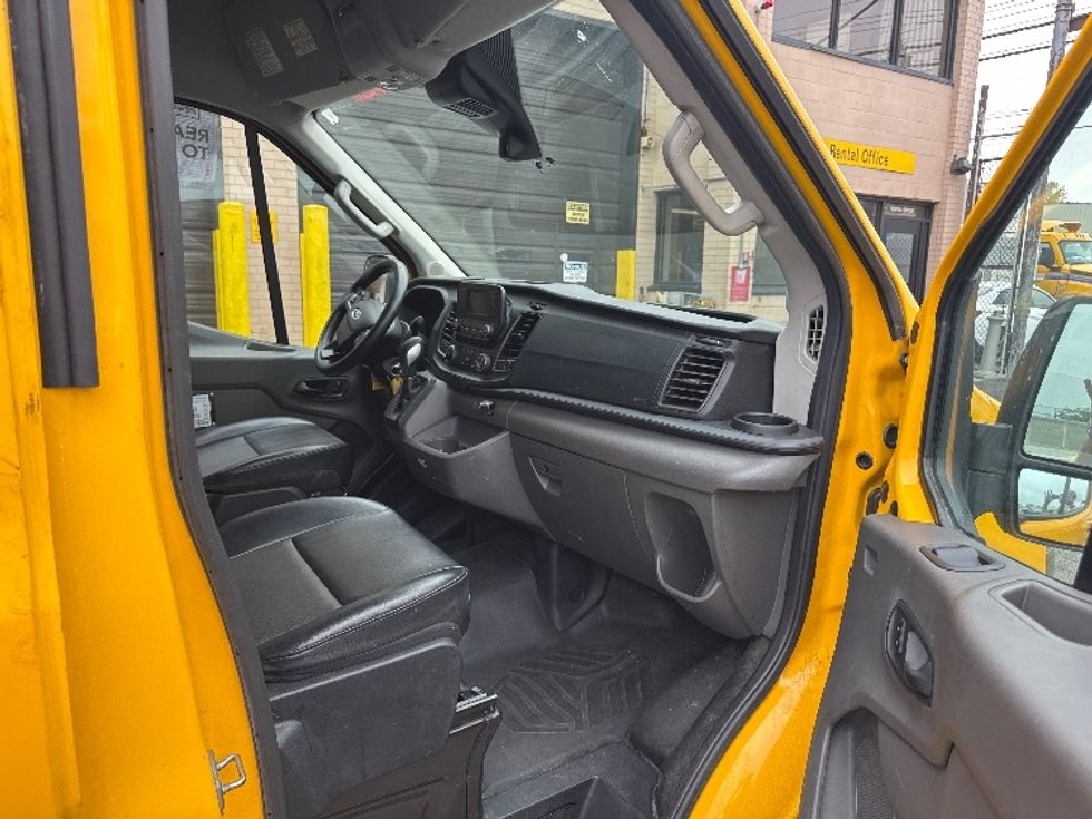 Cargo Van (Panel Van)-Light and Medium Duty Trucks-Ford-2021-Transit 250-Jamaica-NY-53,112\n\t\tmiles-$ 32,500 - Image 19