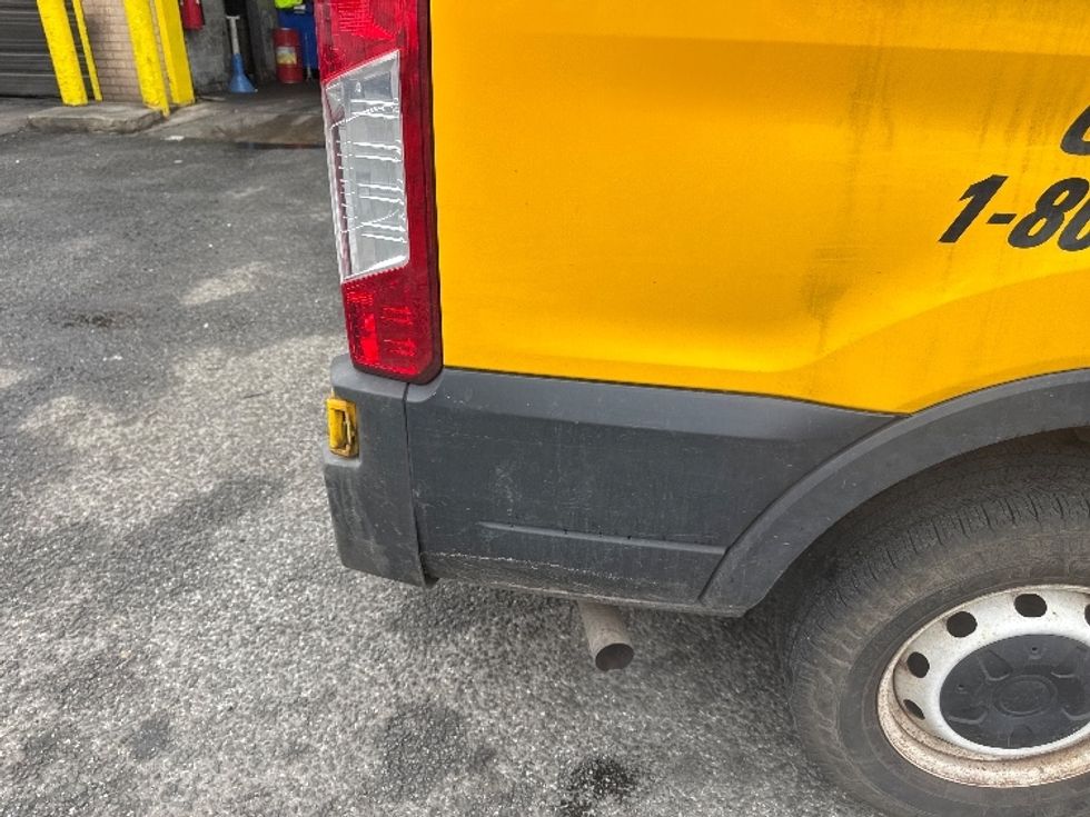 Cargo Van (Panel Van)-Light and Medium Duty Trucks-Ford-2021-Transit 250-Jamaica-NY-53,112\n\t\tmiles-$ 32,500 - Image 25