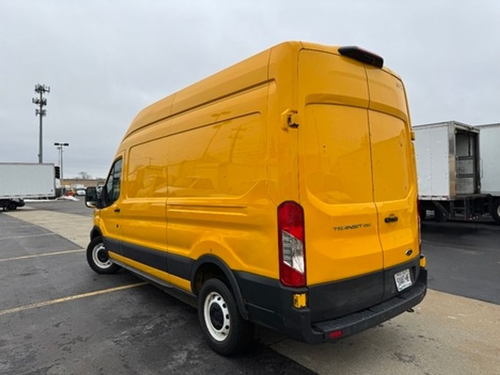 Cargo Van (Panel Van)-Light and Medium Duty Trucks-Ford-2021-Transit 250-Jamaica-NY-53,745\n\t\tmiles-$ 35,750 - Image 4