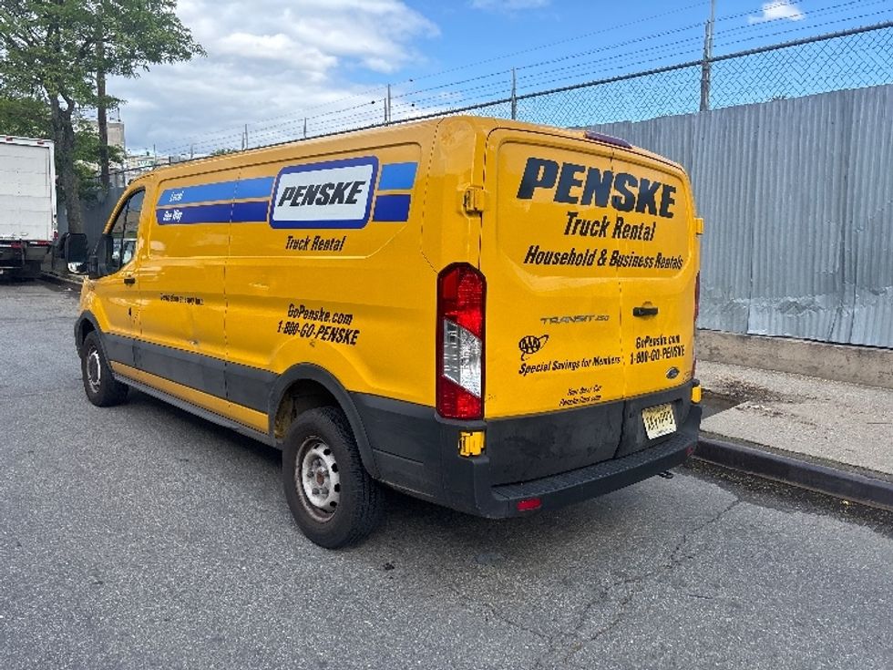 Cargo Van (Panel Van)-Light and Medium Duty Trucks-Ford-2021-Transit 250-Jamaica-NY-66,914\n\t\tmiles-$ 27,500 - Image 6