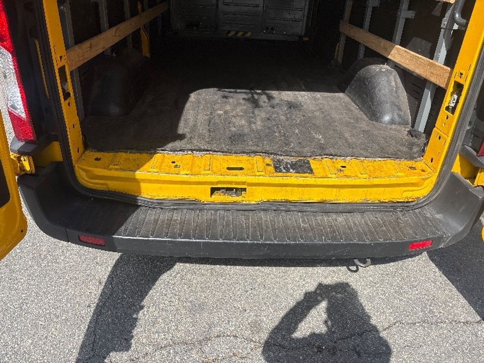 Cargo Van (Panel Van)-Light and Medium Duty Trucks-Ford-2021-Transit 250-Jamaica-NY-66,914\n\t\tmiles-$ 27,500 - Image 9