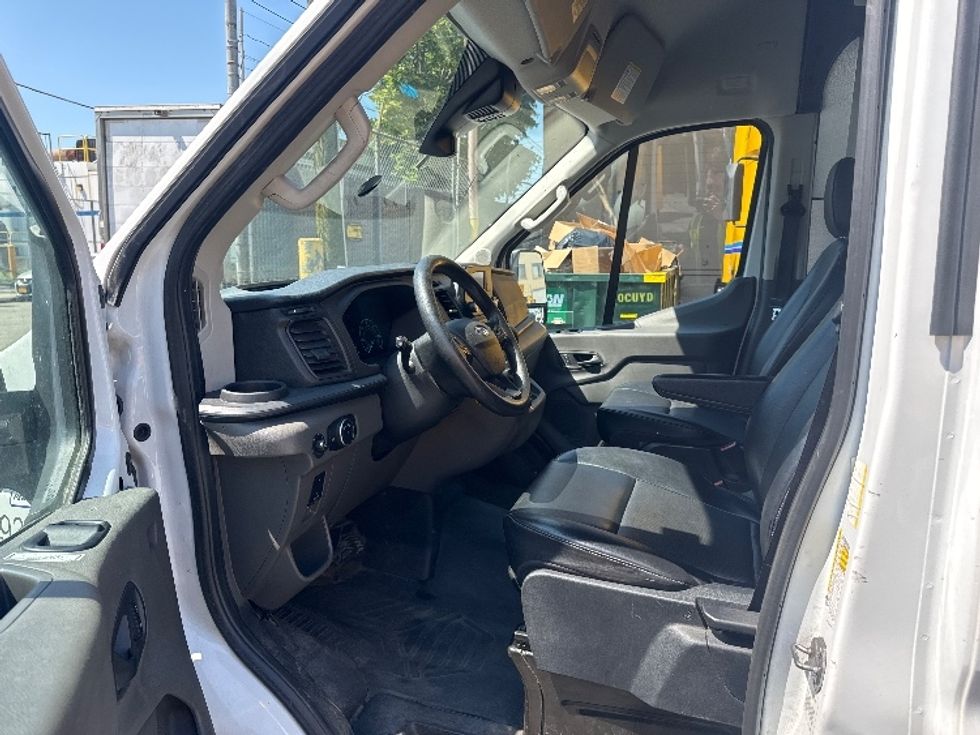 Cargo Van (Panel Van)-Light and Medium Duty Trucks-Ford-2021-Transit 250-Jamaica-NY-82,867\n\t\tmiles-$ 34,750 - Image 16