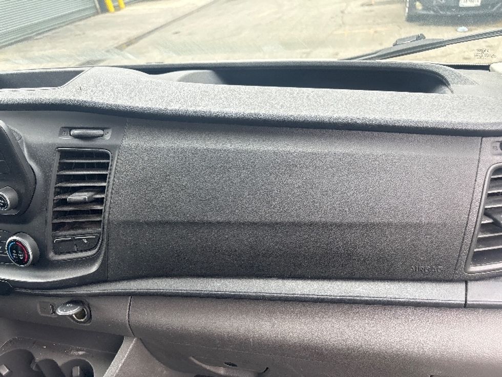 Cargo Van (Panel Van)-Light and Medium Duty Trucks-Ford-2021-Transit 250-Jamaica-NY-82,867\n\t\tmiles-$ 34,750 - Image 21