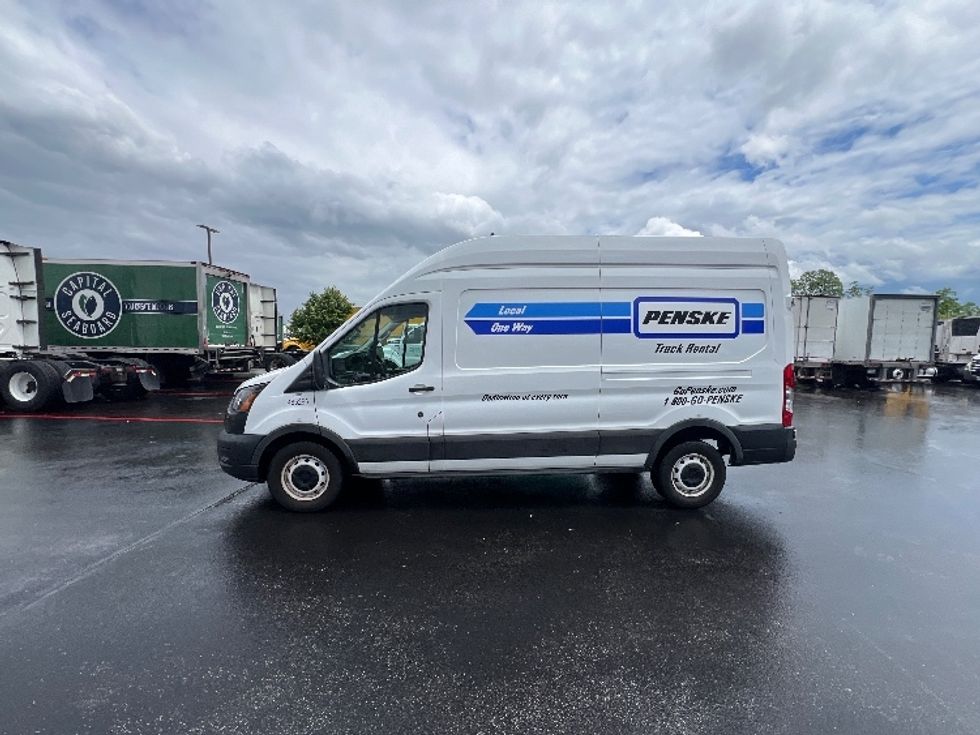 Cargo Van (Panel Van)-Light and Medium Duty Trucks-Ford-2021-Transit 250-Jessup-MD-62,774\n\t\tmiles-$ 37,250 - Image 4