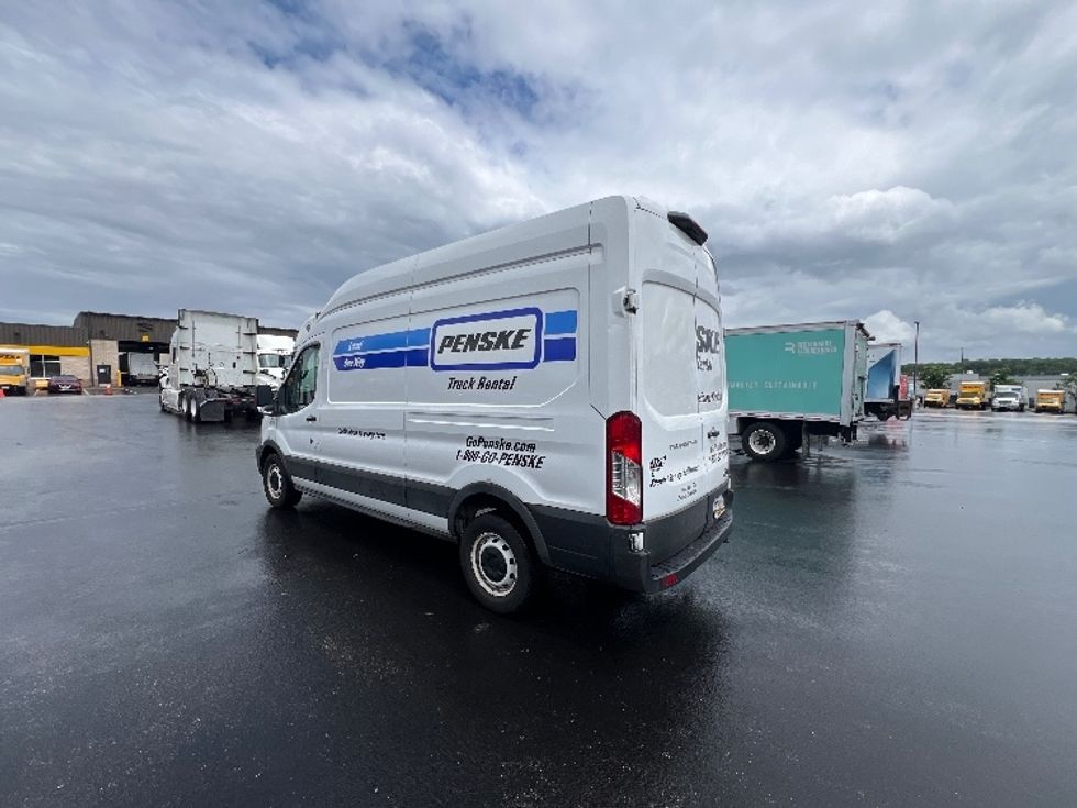 2021 Ford Transit photo 2