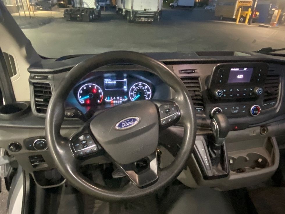 Cargo Van (Panel Van)-Light and Medium Duty Trucks-Ford-2021-Transit 250-Jessup-MD-75,272\n\t\tmiles-$ 36,250 - Image 15