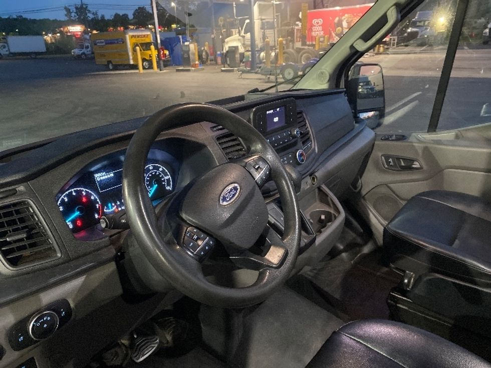 Cargo Van (Panel Van)-Light and Medium Duty Trucks-Ford-2021-Transit 250-Jessup-MD-75,272\n\t\tmiles-$ 36,250 - Image 18