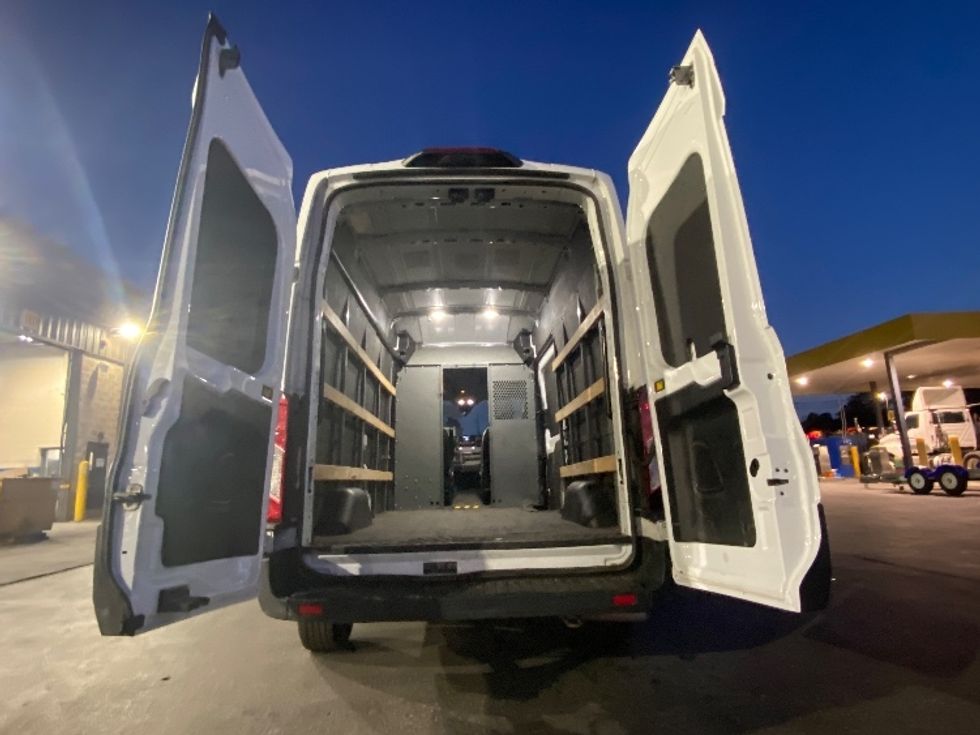 Cargo Van (Panel Van)-Light and Medium Duty Trucks-Ford-2021-Transit 250-Jessup-MD-75,272\n\t\tmiles-$ 36,250 - Image 9