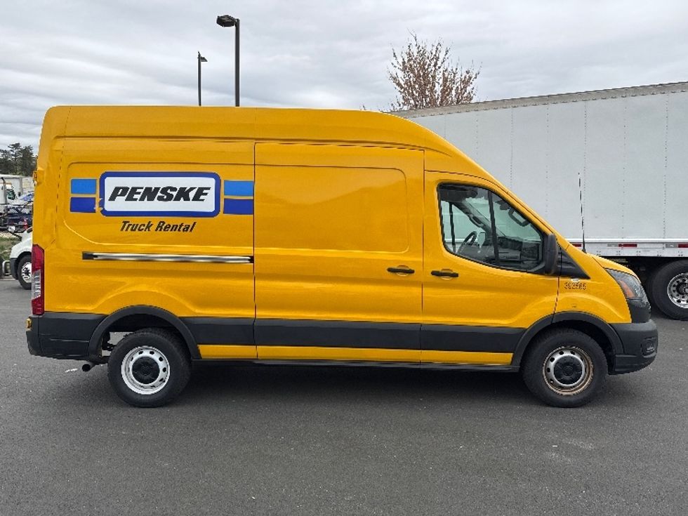 Cargo Van (Panel Van)-Light and Medium Duty Trucks-Ford-2021-Transit 250-Jessup-MD-81,004\n\t\tmiles-$ 31,000 - Image 15
