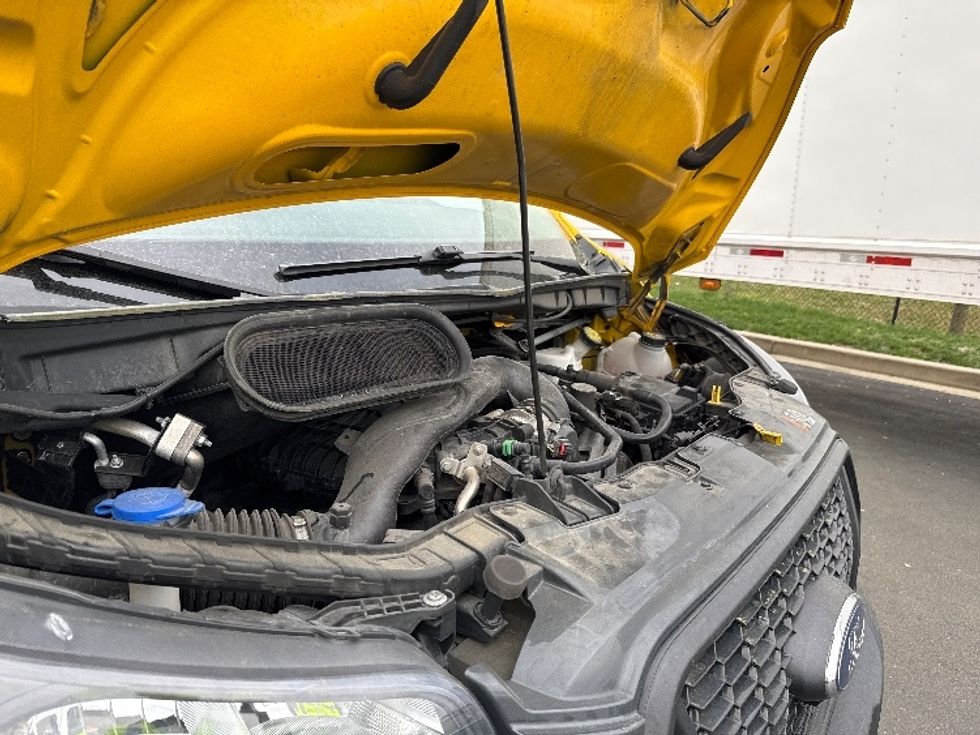 Cargo Van (Panel Van)-Light and Medium Duty Trucks-Ford-2021-Transit 250-Jessup-MD-81,004\n\t\tmiles-$ 31,000 - Image 22