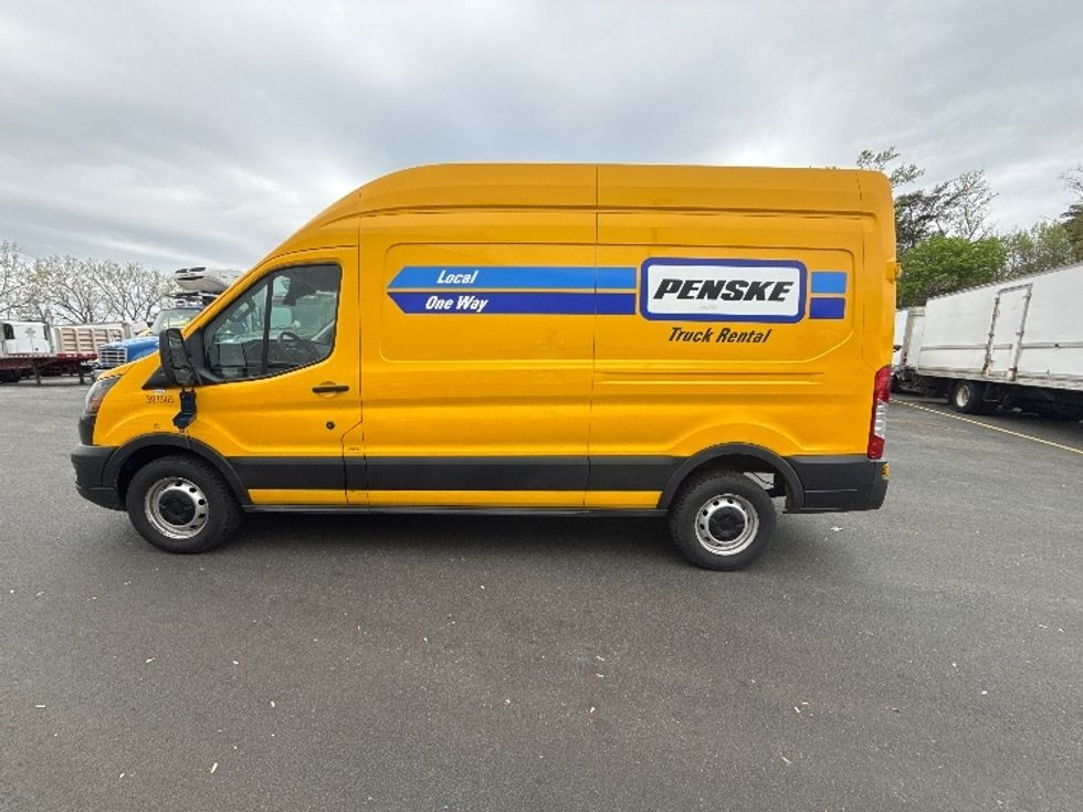 Cargo Van (Panel Van)-Light and Medium Duty Trucks-Ford-2021-Transit 250-Jessup-MD-81,004\n\t\tmiles-$ 31,000 - Image 4