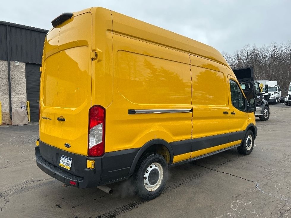Cargo Van (Panel Van)-Light and Medium Duty Trucks-Ford-2021-Transit 250-Jessup-PA-135,668\n\t\tmiles-$ 24,250 - Image 11