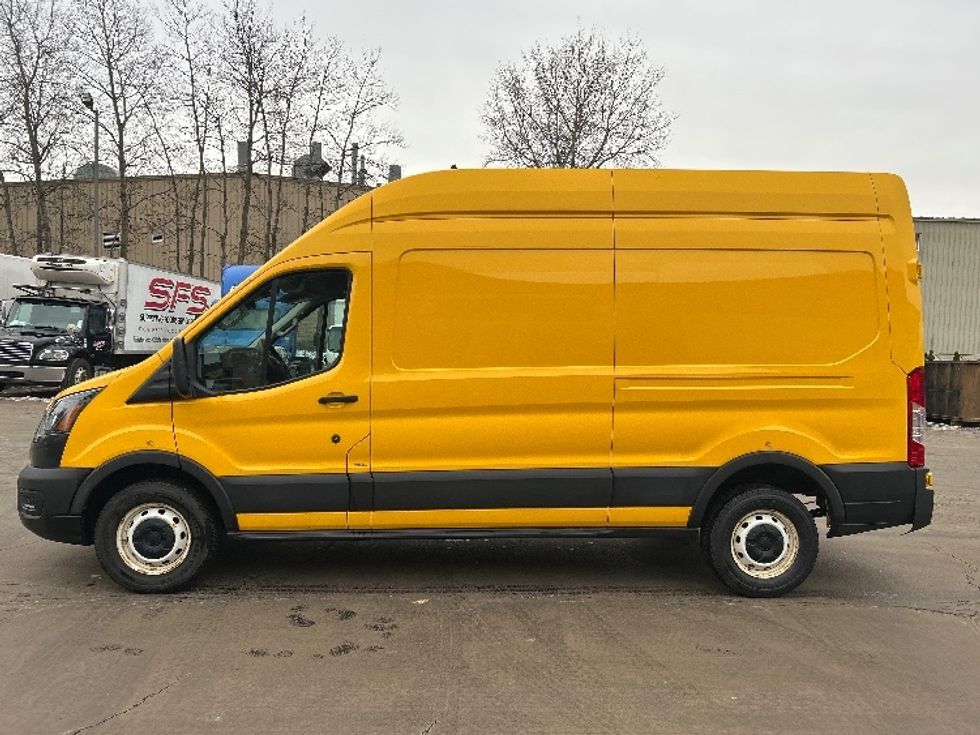 Cargo Van (Panel Van)-Light and Medium Duty Trucks-Ford-2021-Transit 250-Jessup-PA-135,668\n\t\tmiles-$ 24,250 - Image 4