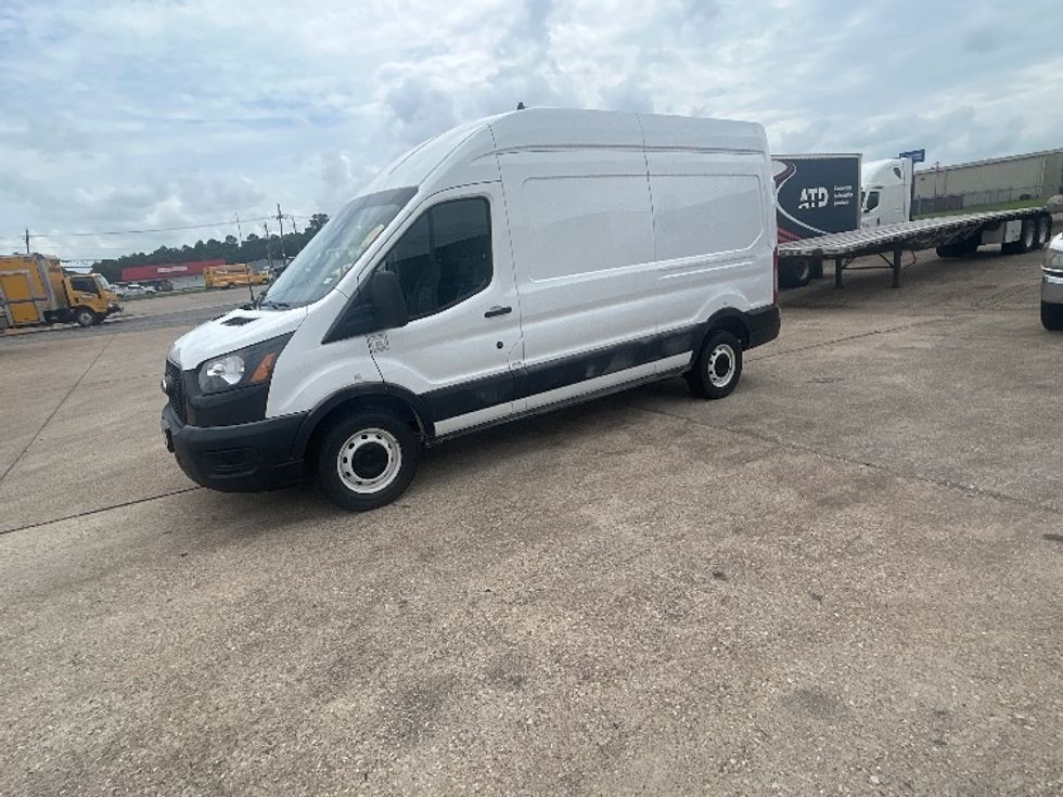 Cargo Van (Panel Van)-Light and Medium Duty Trucks-Ford-2021-Transit 250-Katy-TX-113,803\n\t\tmiles-$ 28,250 - Image 1