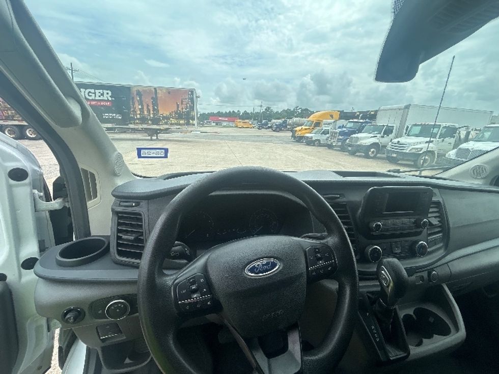 Cargo Van (Panel Van)-Light and Medium Duty Trucks-Ford-2021-Transit 250-Katy-TX-113,803\n\t\tmiles-$ 28,250 - Image 15