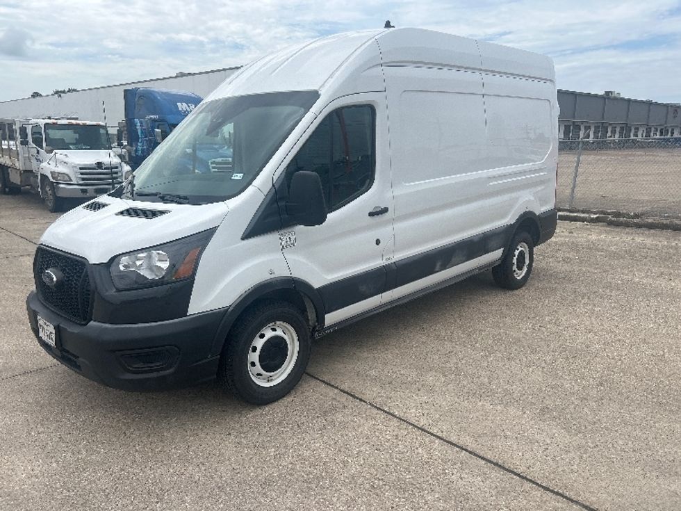 Cargo Van (Panel Van)-Light and Medium Duty Trucks-Ford-2021-Transit 250-Katy-TX-113,803\n\t\tmiles-$ 28,250 - Image 3