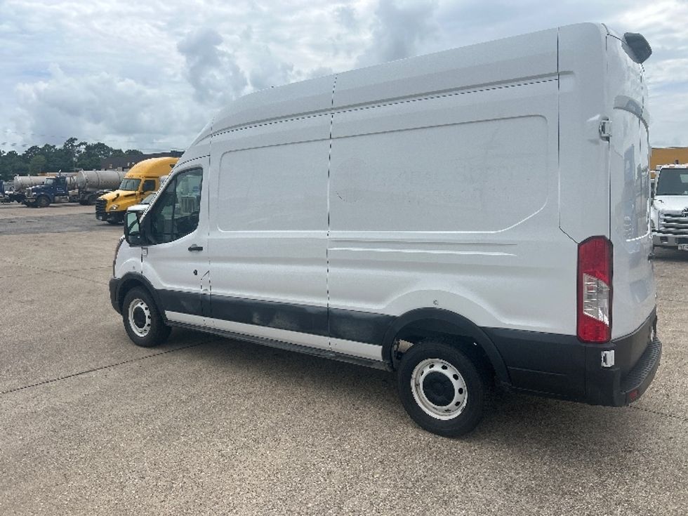 Cargo Van (Panel Van)-Light and Medium Duty Trucks-Ford-2021-Transit 250-Katy-TX-113,803\n\t\tmiles-$ 28,250 - Image 5