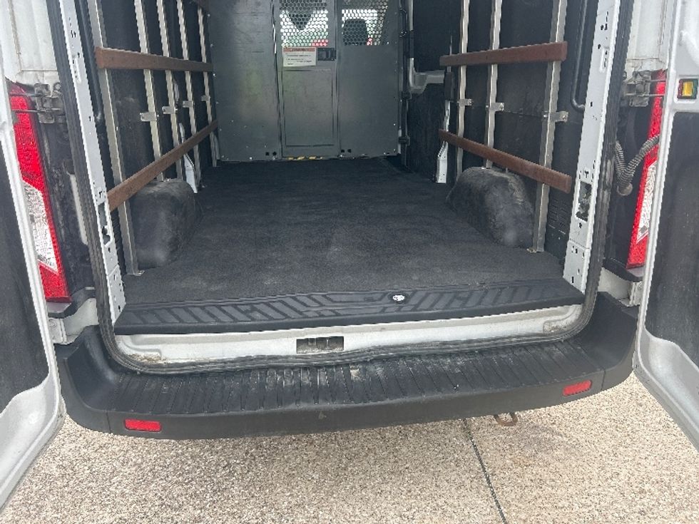 Cargo Van (Panel Van)-Light and Medium Duty Trucks-Ford-2021-Transit 250-Katy-TX-113,803\n\t\tmiles-$ 28,250 - Image 8