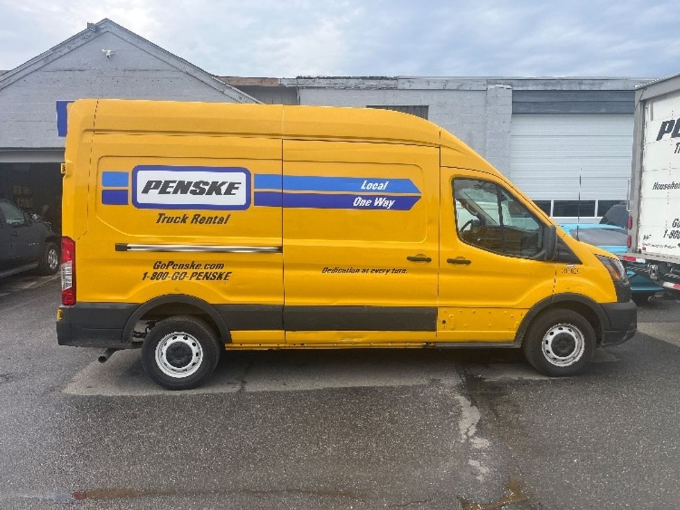 Cargo Van (Panel Van)-Light and Medium Duty Trucks-Ford-2021-Transit 250-Kearny-NJ-81,879\n\t\tmiles-$ 31,000 - Image 11