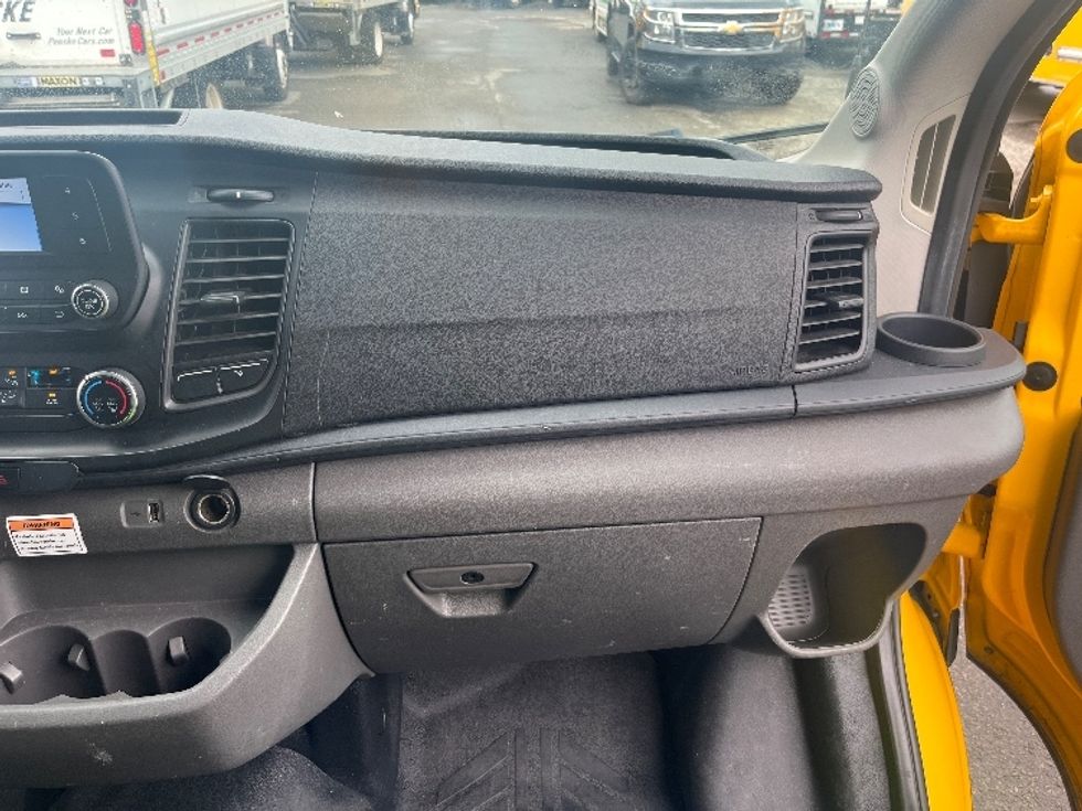 Cargo Van (Panel Van)-Light and Medium Duty Trucks-Ford-2021-Transit 250-Kearny-NJ-81,879\n\t\tmiles-$ 31,000 - Image 17