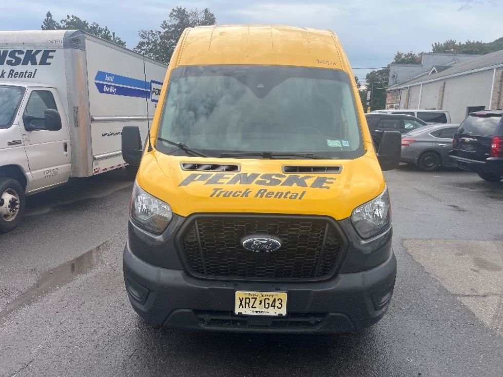 Cargo Van (Panel Van)-Light and Medium Duty Trucks-Ford-2021-Transit 250-Kearny-NJ-81,879\n\t\tmiles-$ 31,000 - Image 2