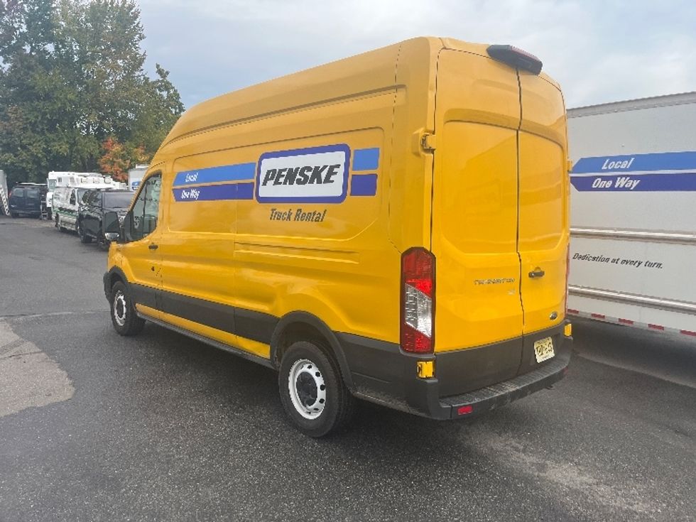 Cargo Van (Panel Van)-Light and Medium Duty Trucks-Ford-2021-Transit 250-Kearny-NJ-81,879\n\t\tmiles-$ 31,000 - Image 5