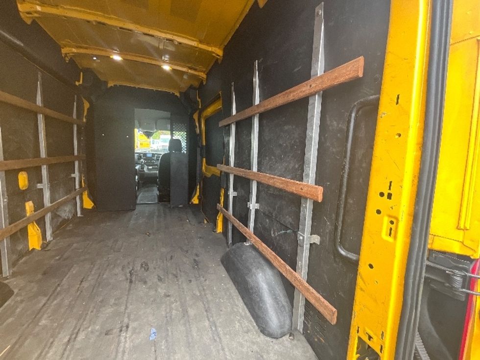 Cargo Van (Panel Van)-Light and Medium Duty Trucks-Ford-2021-Transit 250-Kearny-NJ-81,879\n\t\tmiles-$ 31,000 - Image 8