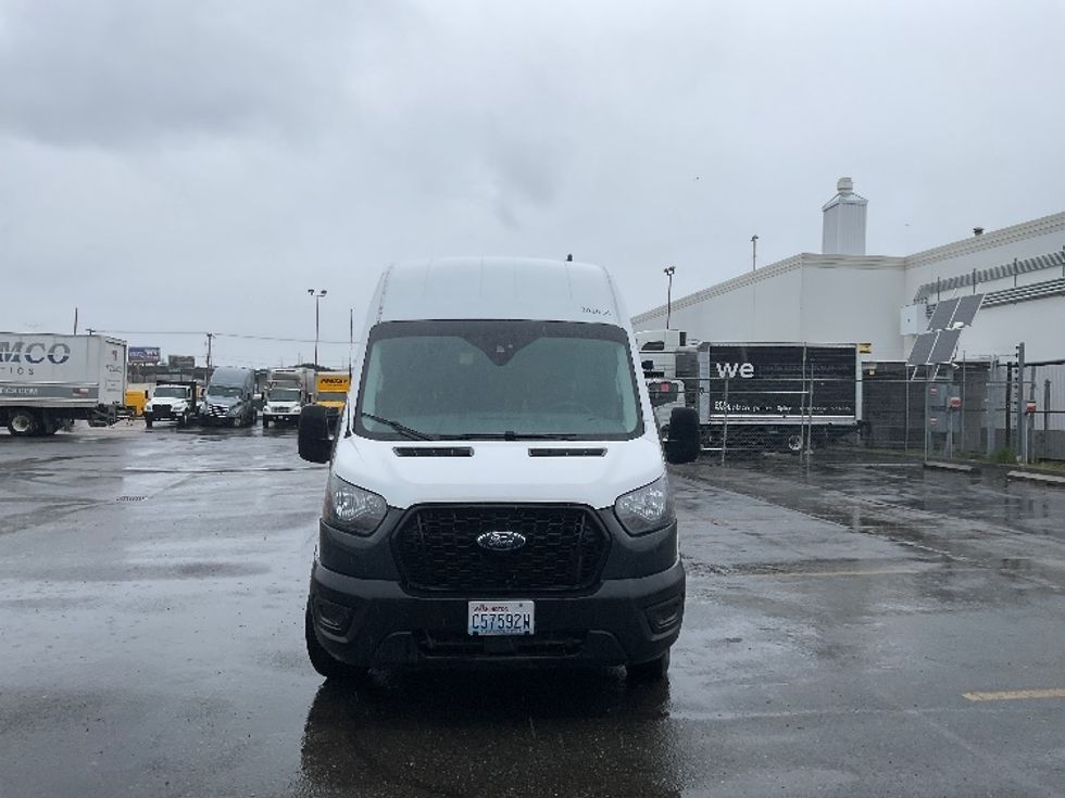 Cargo Van (Panel Van)-Light and Medium Duty Trucks-Ford-2021-Transit 250-Kent-WA-73,053\n\t\tmiles-$ 38,000 - Image 2