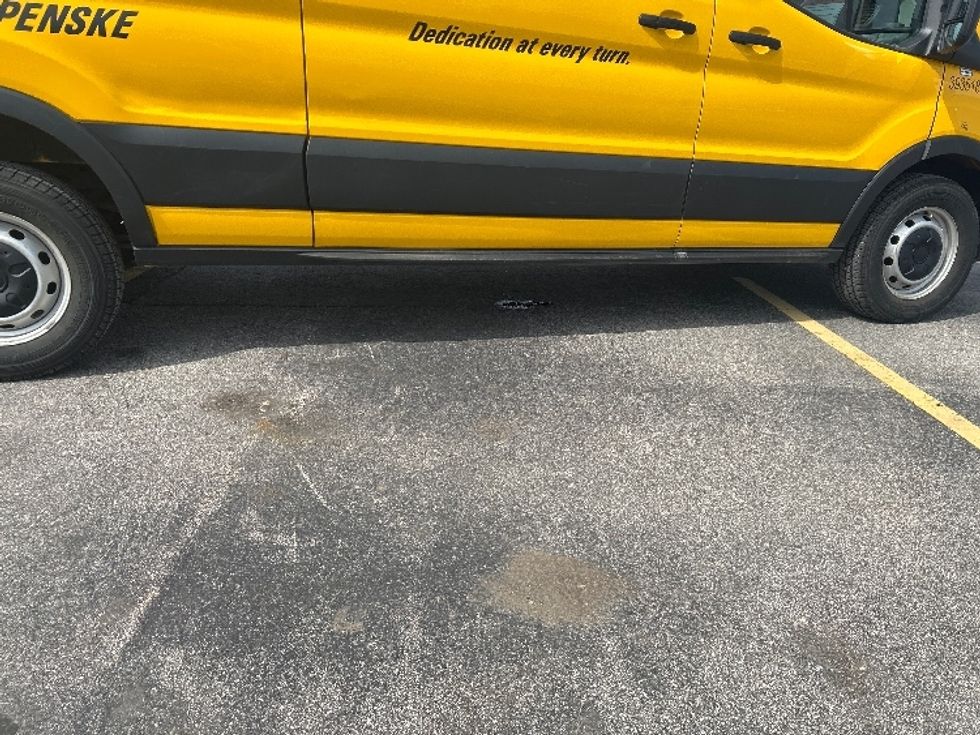 Cargo Van (Panel Van)-Light and Medium Duty Trucks-Ford-2021-Transit 250-Kentwood-MI-106,746\n\t\tmiles-$ 28,750 - Image 13