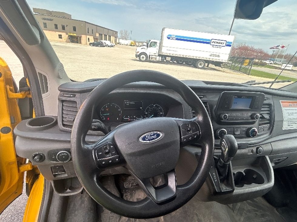 Cargo Van (Panel Van)-Light and Medium Duty Trucks-Ford-2021-Transit 250-Kentwood-MI-106,746\n\t\tmiles-$ 28,750 - Image 17