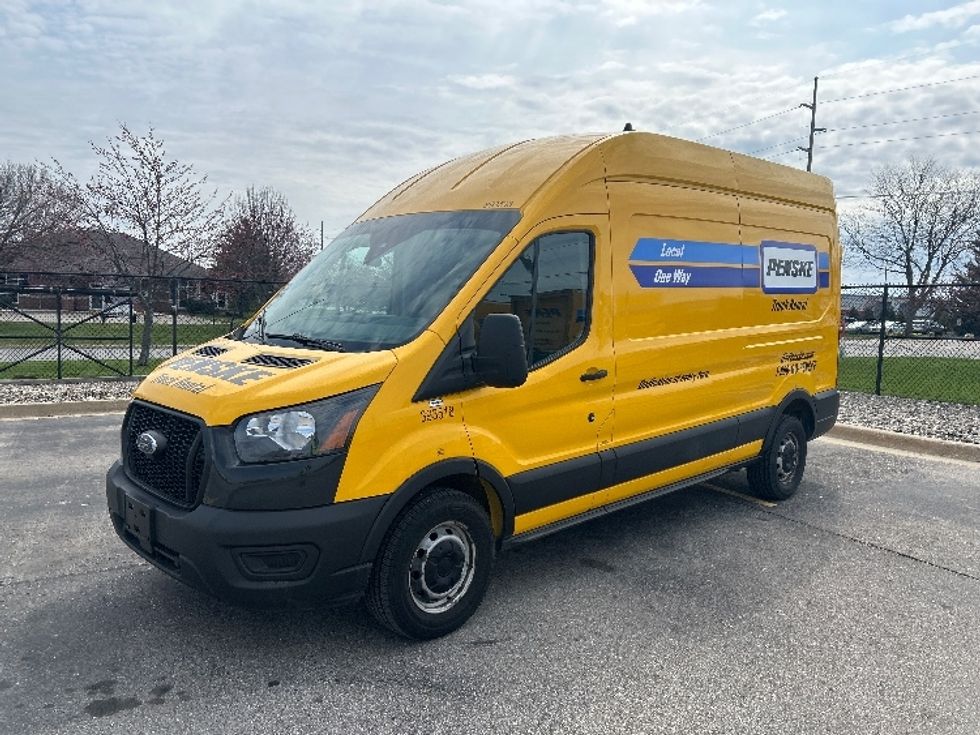 Cargo Van (Panel Van)-Light and Medium Duty Trucks-Ford-2021-Transit 250-Kentwood-MI-106,746\n\t\tmiles-$ 28,750 - Image 3