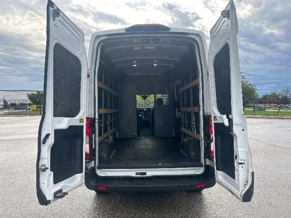 Cargo Van (Panel Van)-Light and Medium Duty Trucks-Ford-2021-Transit 250-Kentwood-MI-112,187\n\t\tmiles-$ 31,750 - Image 8