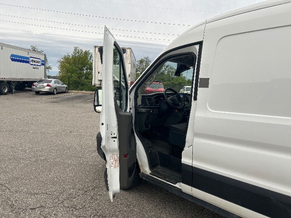 Cargo Van (Panel Van)-Light and Medium Duty Trucks-Ford-2021-Transit 250-Kentwood-MI-70,397\n\t\tmiles-$ 32,750 - Image 15